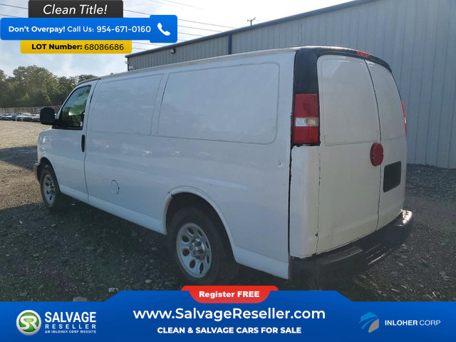Used 2013 Chevrolet Express 1500 RWD image 3