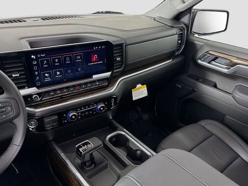 New 2026 GMC Sierra 1500 Elevation w/ Elevation Premium Package image 24