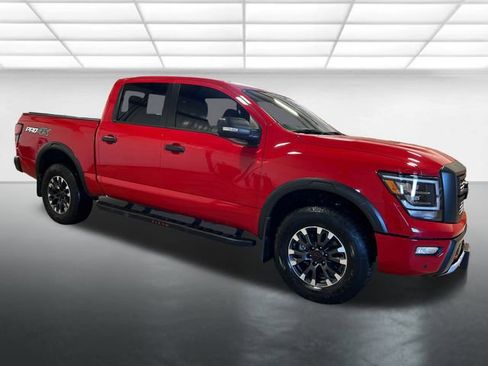 Used 2023 Nissan Titan PRO-4X w/ Pro-4x Convenience Package image 7