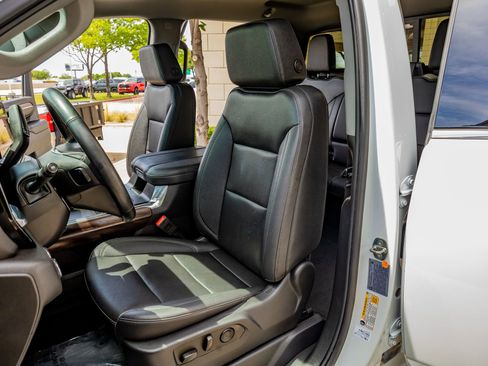 Used 2024 GMC Sierra 3500 SLT w/ SLT Premium Package image 30