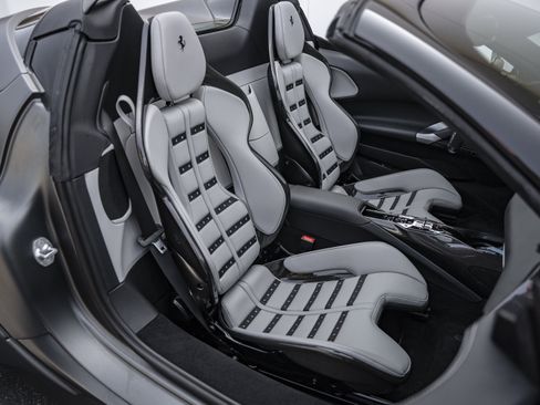 Used 2025 Ferrari SF90 Spider AWD/4WD image 14