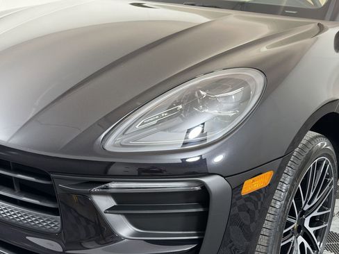 New 2026 Porsche Macan image 13