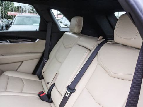 Used 2019 Cadillac XT5 AWD image 27