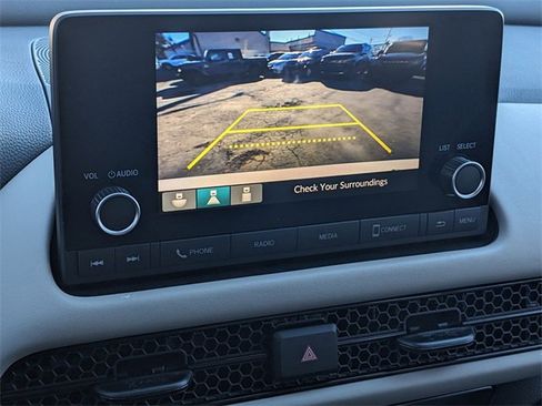 Used 2024 Honda HR-V LX image 20