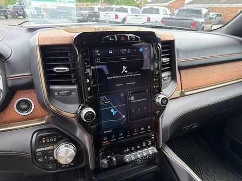 Used 2022 RAM 1500 Limited AWD/4WD image 10