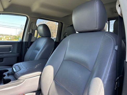 Used 2017 RAM 1500 Big Horn RWD image 14
