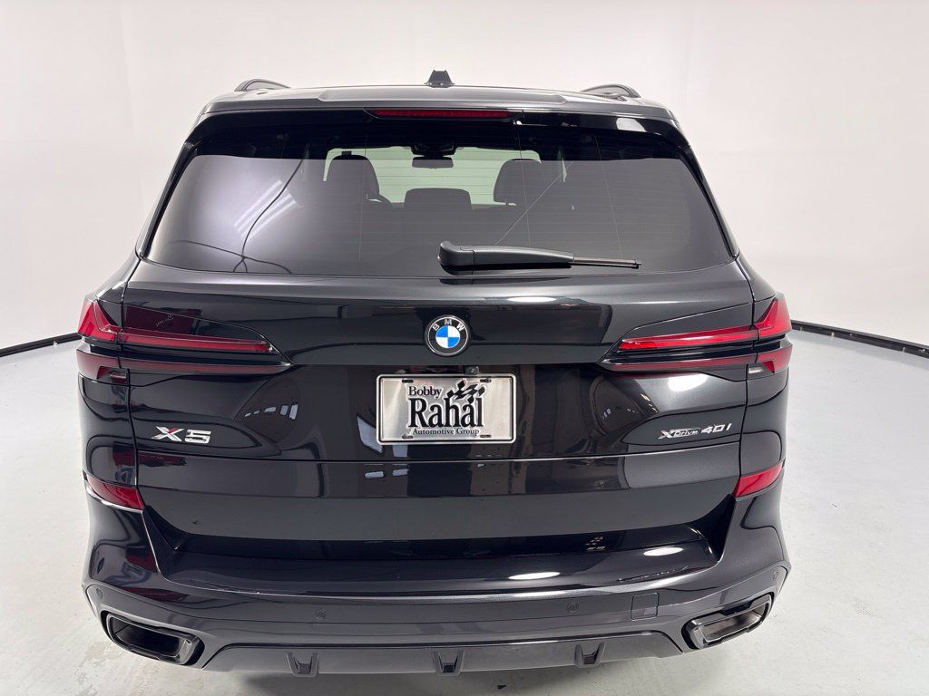 Certified 2024 BMW X5 xDrive40i w/ M Sport Package AWD/4WD image 7