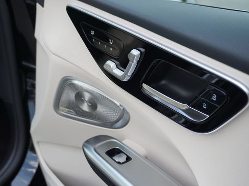 Certified 2025 Mercedes-Benz C 300 Sedan image 59