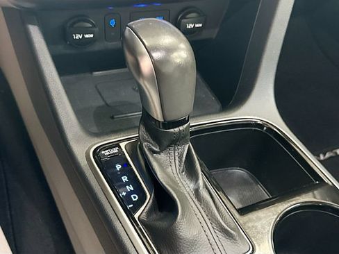 Used 2018 Hyundai Sonata Limited w/ Limited Ultimate Package 03 FWD image 18