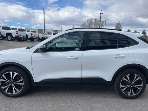 Used 2021 Ford Escape SEL w/ SEL Stealth AWD Package image 6