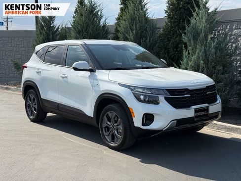 Used 2026 Kia Seltos LX AWD/4WD image 10