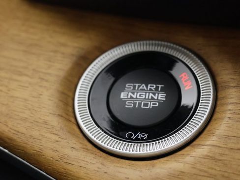 Used 2023 Jeep Grand Cherokee L Summit image 17