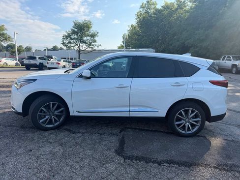 Used 2023 Acura RDX AWD w/ Technology Package image 4