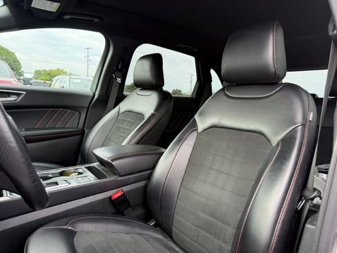 Used 2023 Ford Edge ST-Line AWD/4WD image 15
