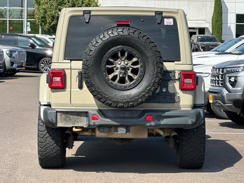 Used 2022 Jeep Wrangler Unlimited Rubicon w/ Trailer Tow Package AWD/4WD image 4