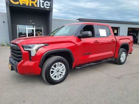 Used 2023 Toyota Tundra SR5 w/ SR5 Premium Package AWD/4WD image 2