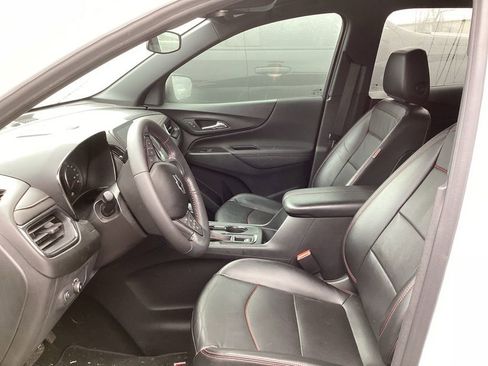 Certified 2022 Chevrolet Equinox RS w/ RS Leather Package image 11