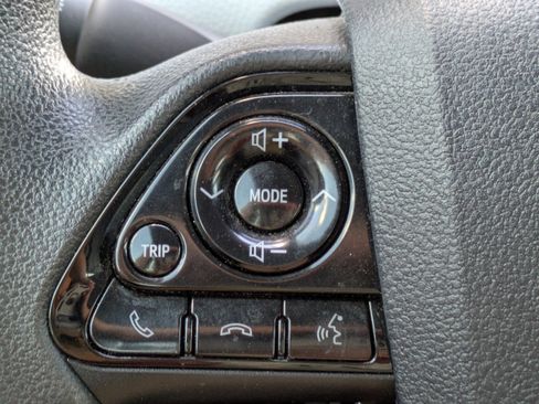 Used 2020 Toyota Prius LE image 26