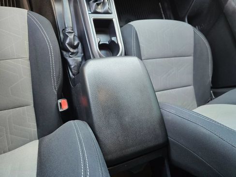 Used 2021 Toyota Tacoma TRD Sport AWD/4WD image 27