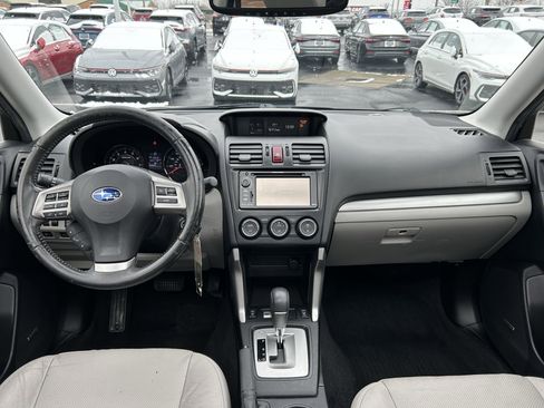 Used 2014 Subaru Forester 2.5i Touring w/ Popular Package #2 image 9
