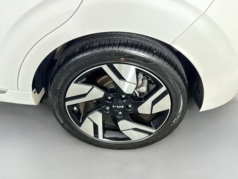 Used 2025 Kia Soul GT-Line FWD image 34