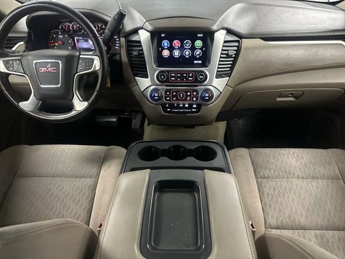 Used 2015 GMC Yukon SLE w/ Convenience Package image 3