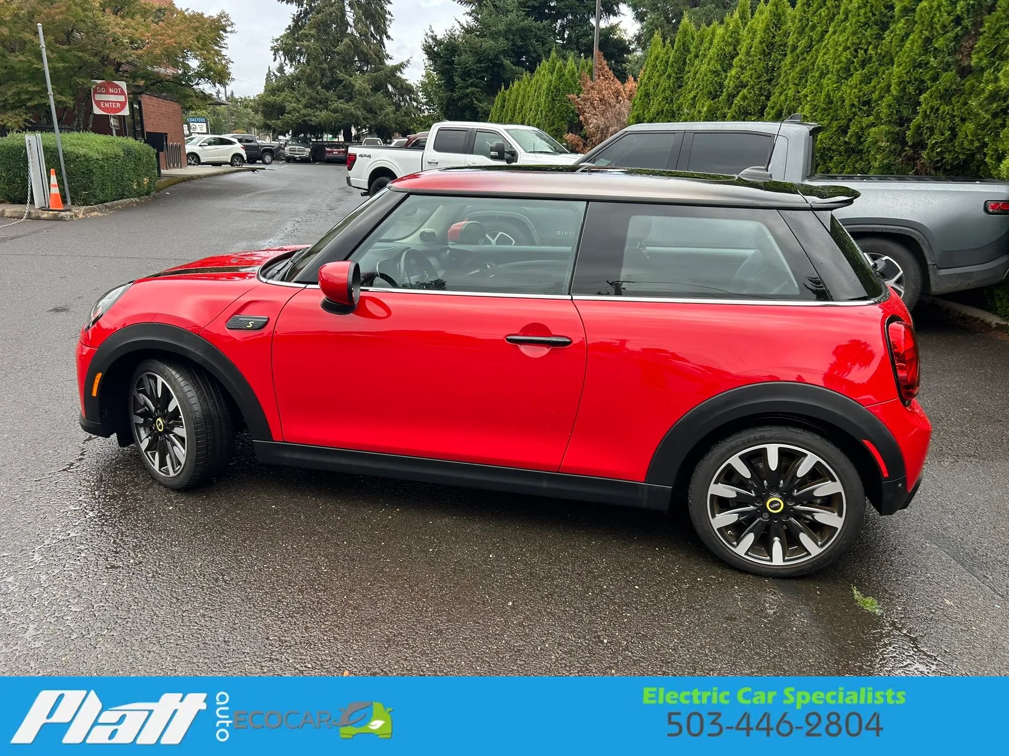 Used 2024 MINI Cooper SE FWD image 4