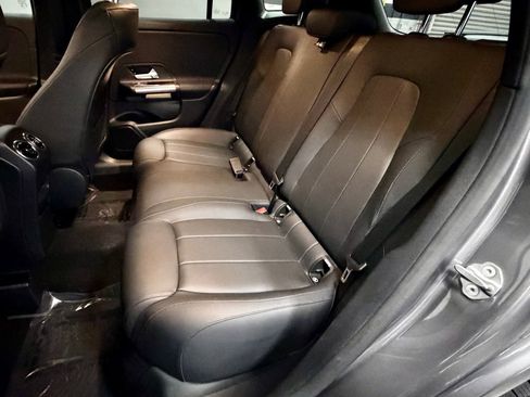 Used 2022 Mercedes-Benz GLA 250 image 35