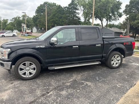 Used 2018 Ford F150 Lariat w/ Equipment Group 502A Luxury AWD/4WD image 5