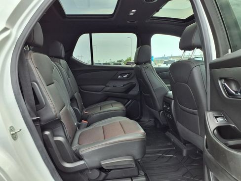 Used 2023 Chevrolet Traverse High Country w/ LPO, Floor Liner Package FWD image 31