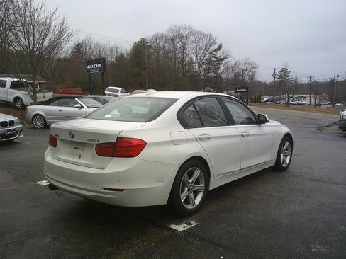 Used 2014 BMW 328i xDrive Sedan AWD/4WD image 5