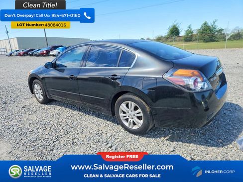 Used 2011 Nissan Altima 2.5 S w/ Convenience Pkg FWD image 3