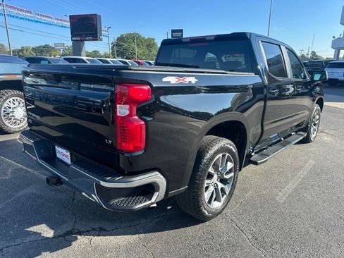 Used 2024 Chevrolet Silverado 1500 LT AWD/4WD image 4