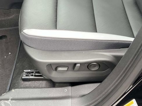 New 2026 Buick Envision Sport Touring image 21