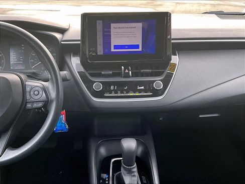 Used 2024 Toyota Corolla LE image 18