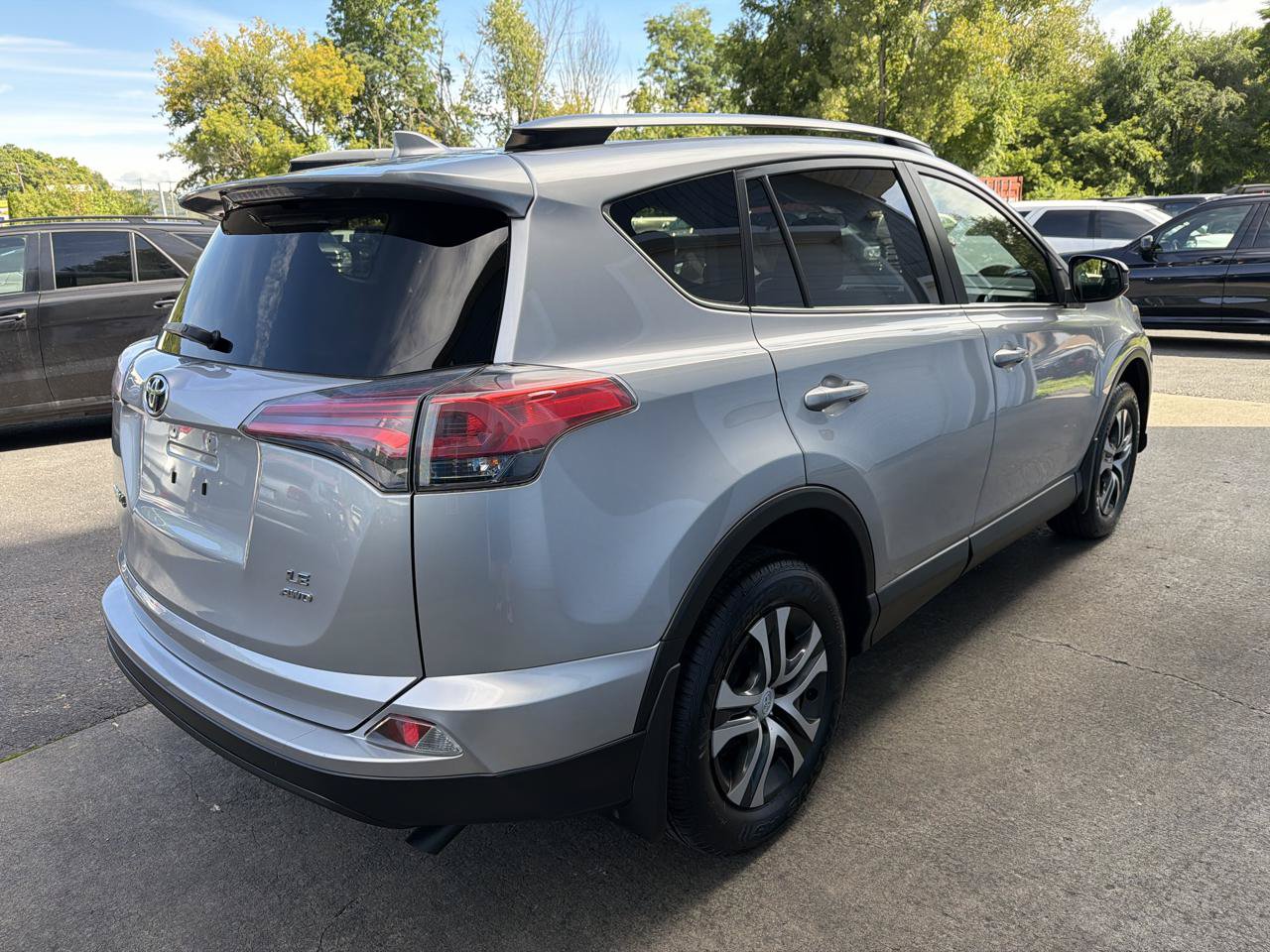 Used 2018 Toyota RAV4 LE w/ All Weather Liner Package AWD/4WD image 4