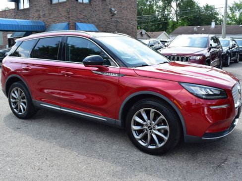 Used 2020 Lincoln Corsair FWD w/ Premium Package image 4