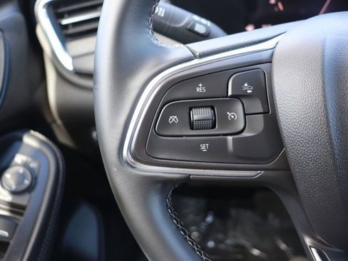 Used 2025 Buick Encore GX Preferred image 19