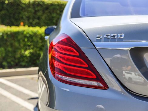 Used 2015 Mercedes-Benz S 550 Sedan image 9