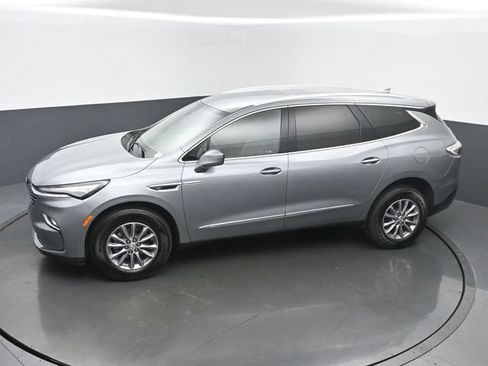 Used 2023 Buick Enclave Essence AWD/4WD image 44