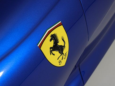 Certified 2022 Ferrari 812 GTS RWD image 32