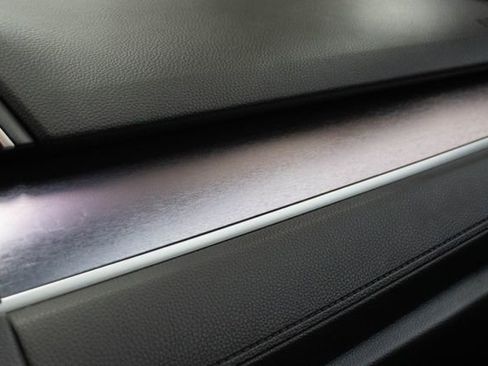 Used 2017 Honda Civic Touring image 30