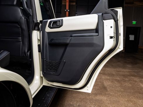 Used 2026 Ford Bronco Outer Banks AWD/4WD image 39