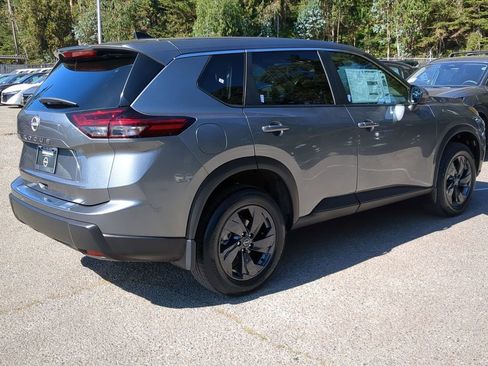 New 2026 Nissan Rogue SV image 5