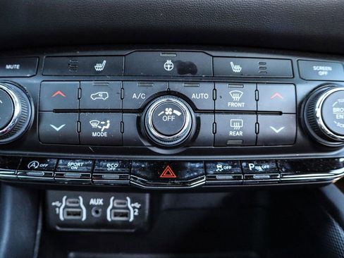 Used 2025 Dodge Durango GT w/ Blacktop Package image 32