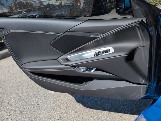 Used 2026 Chevrolet Corvette Stingray Coupe RWD image 28