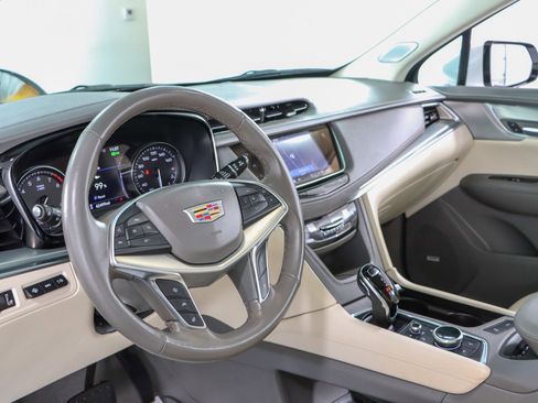 Used 2023 Cadillac XT5 Premium Luxury w/ Technology Package FWD image 25