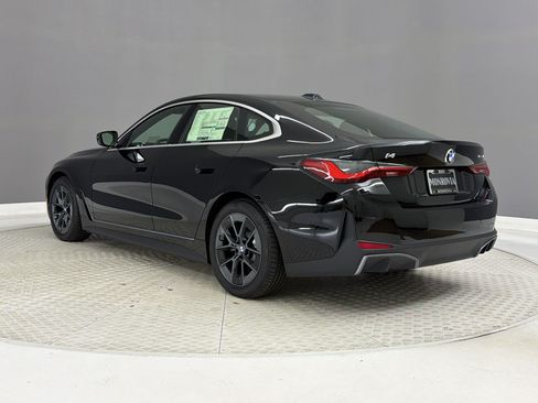 New 2026 BMW i4 eDrive40 w/ Parking Assistance Package RWD image 3