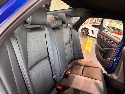 Used 2018 Honda Accord Sport image 15