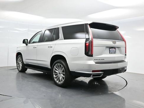 Used 2022 Cadillac Escalade Premium Luxury AWD/4WD image 5